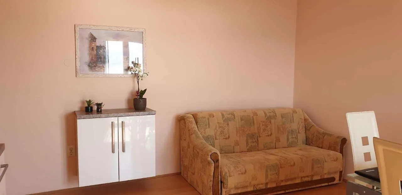 Apartments In Novi Vinodolski 42645