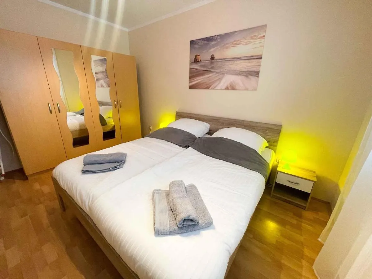 Apartments In Novi Vinodolski 42645