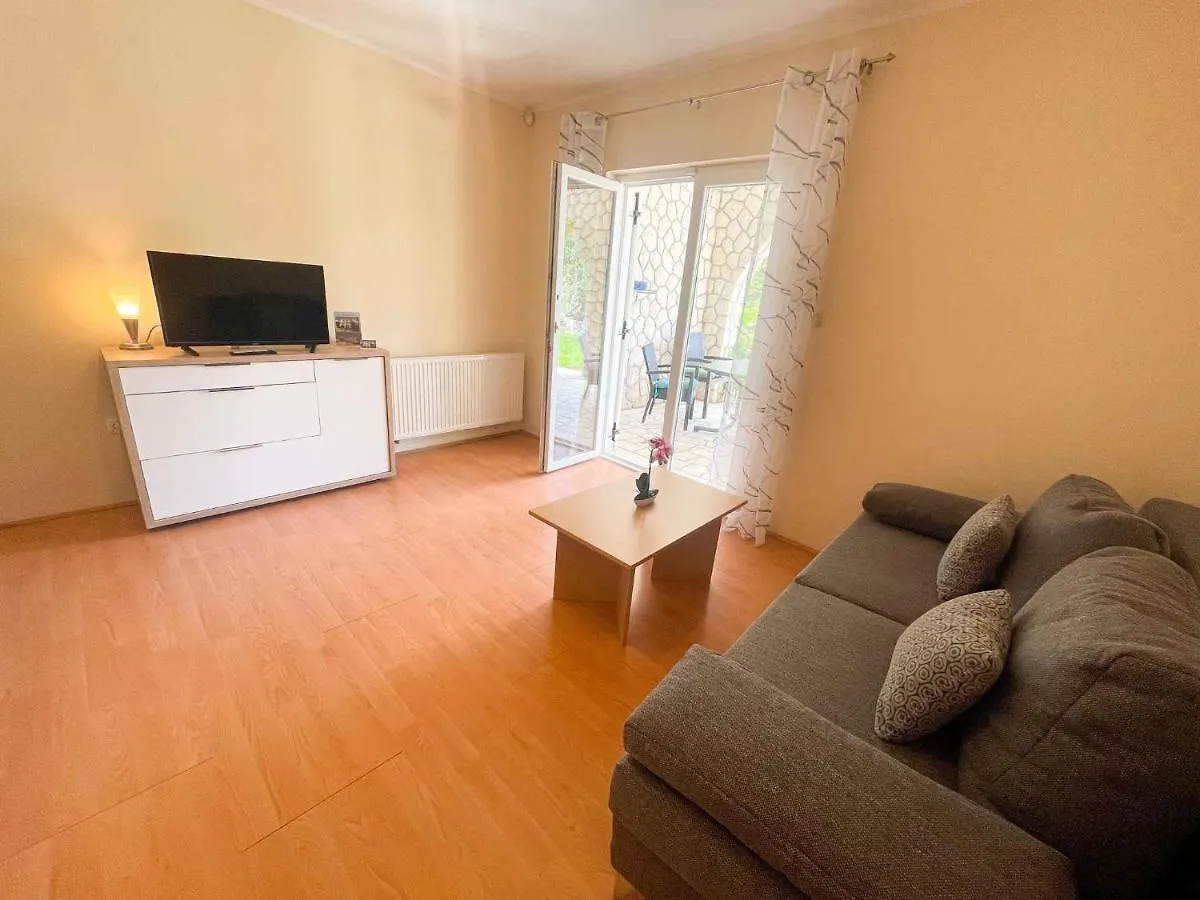 Apartments In Novi Vinodolski 42645 Croatia
