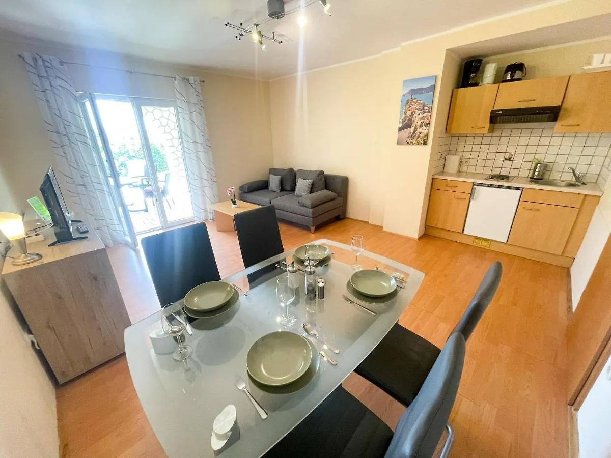 Apartments In Novi Vinodolski 42645 Croatia